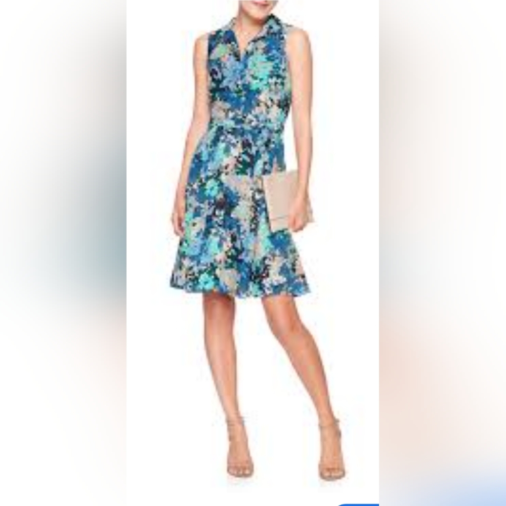 Dress - Picture 7 of 7